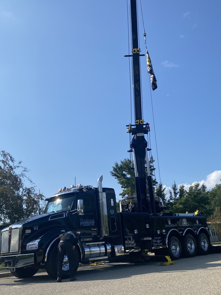 Large crane on a truck - image